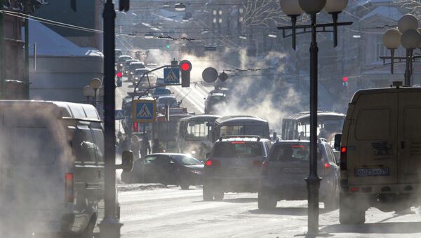 Транспорт на дорогах Томска. Архивное фото