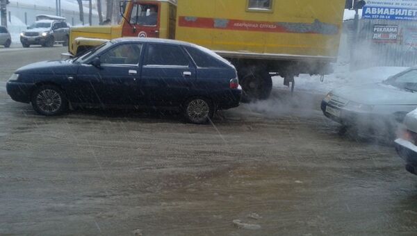 Коммунальная авария в центре Самары, фото с места событий