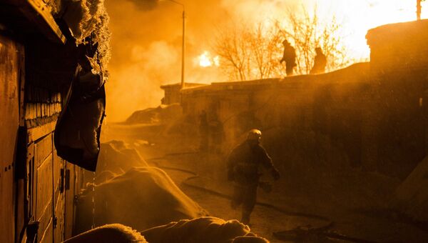 Цистерны с конденсатом сжиженного газа сошли с рельс в Кировской области, фото с места событий
