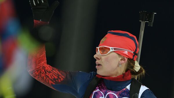 Ольга Вилухина (Россия) на финише спринтерской гонки в соревнованиях по биатлону