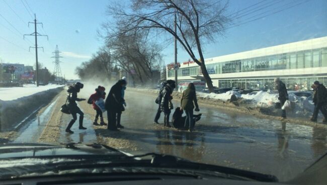 Главная магистраль Самары залита водой из-за коммунальной аварии