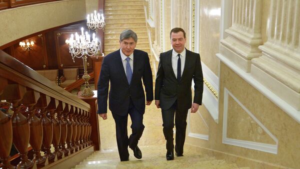 Дмитрий Медведев встретился с Алмазбеком Атамбаевым. Фото с места события