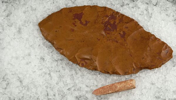 Каменные орудия культуры кловис из Монтаны, архивное фото