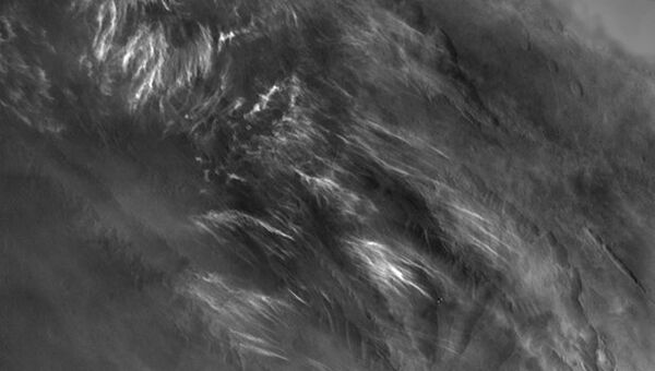 Утренние облака на Марсе на снимке с зонда Викинг-1, 1976 год, архивное фото