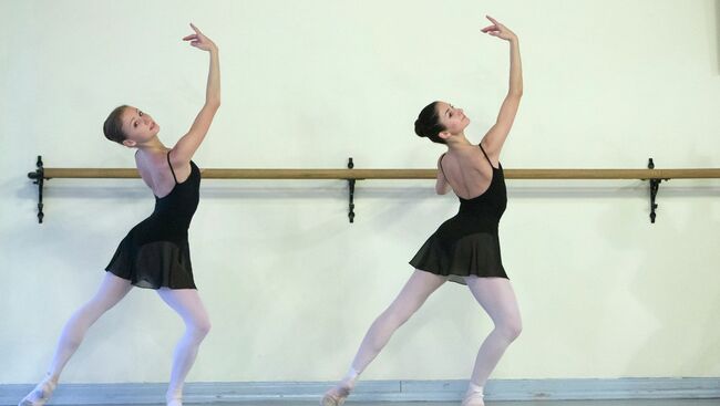Открытый урок в Академии русского балета имени Вагановой в Петербурге. Архивное фото