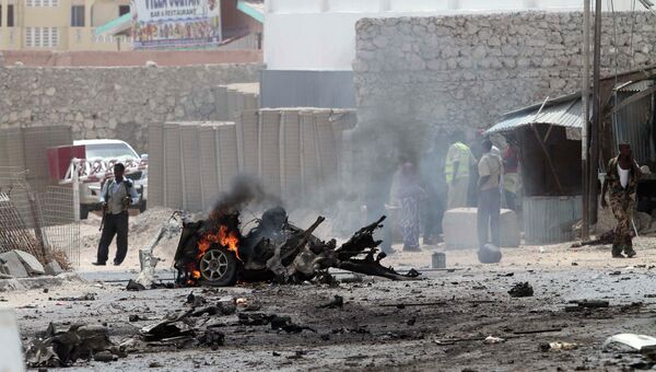 Взрыв прогремел у въезда в аэропорт столицы Сомали, фото с места событий