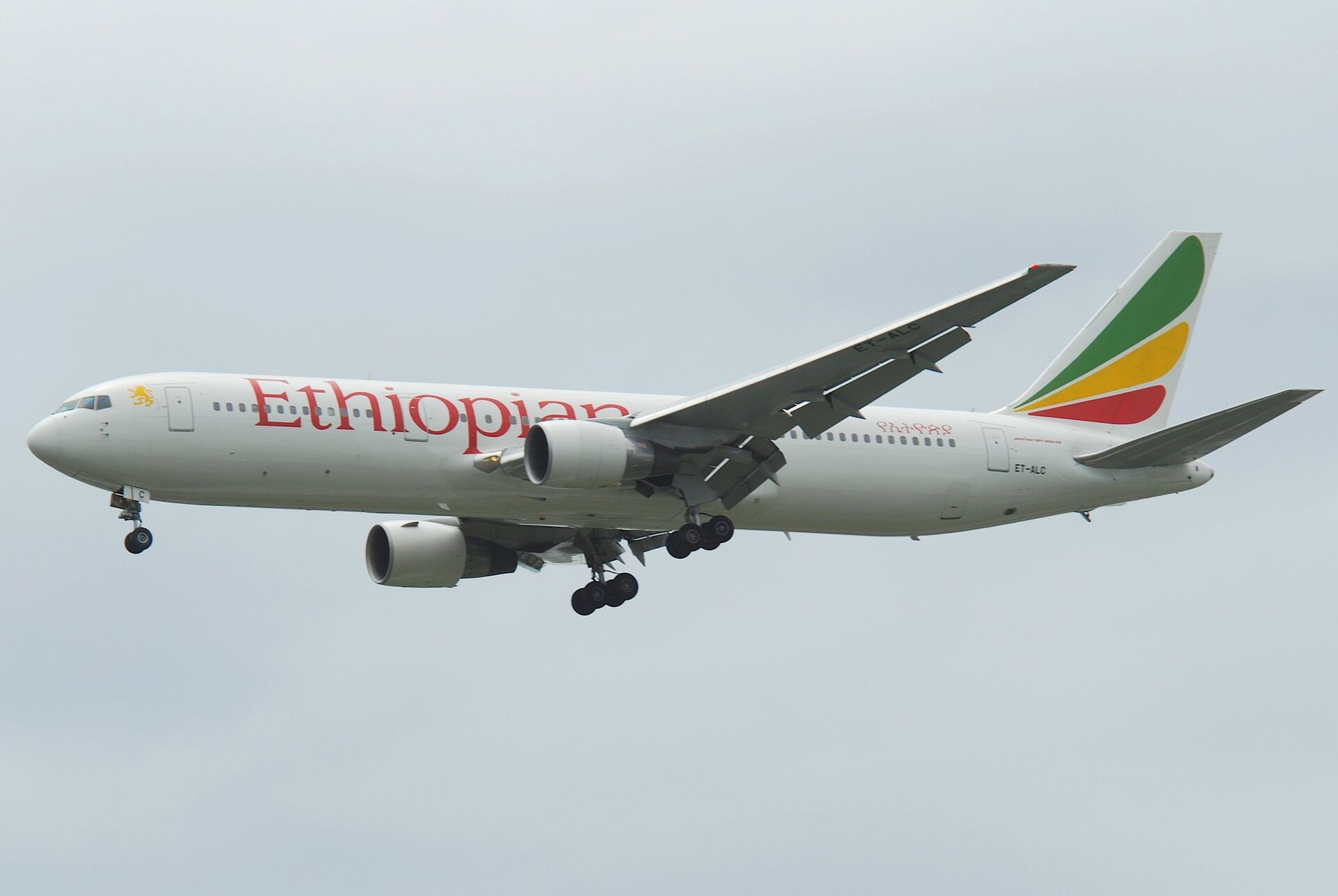 Лайнер Boeing 767-300 авиакомпании Ethiopian Airlines  - РИА Новости, 1920, 14.10.2024