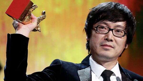 Китайский режиссер Йинан Дяо во время церемонии награждения победителей 64-го Берлинале