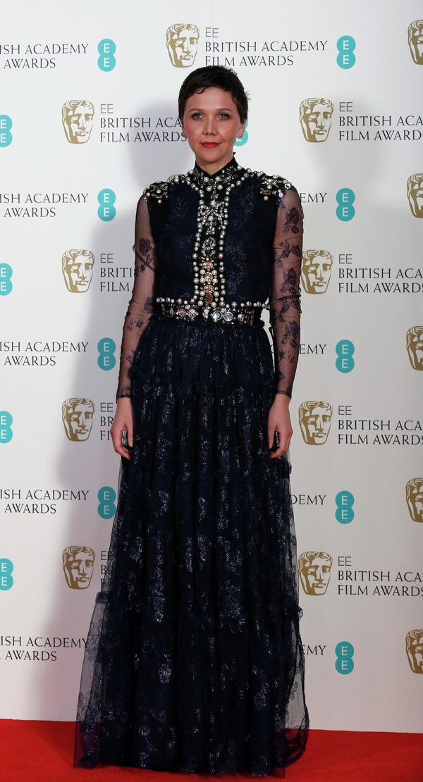 Актриса Мэгги Гилленхаал на церемонии вручения премии BAFTA