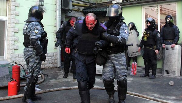 Пострадавшие в ходе беспорядков в Киеве