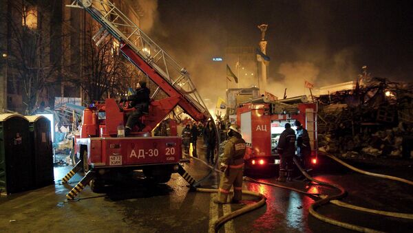 Тушение пожара в Доме профсоюзов в Киеве