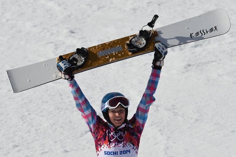 Российская сноубордистка Алена Заварзина