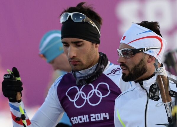 Французские биатлонисты Мартен Фуркад и Симон Фуркад