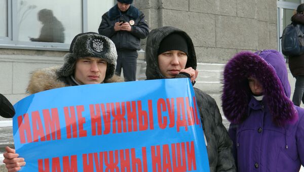 Жильцы незаконной новостройки в Новосибирске выступают против ее сноса