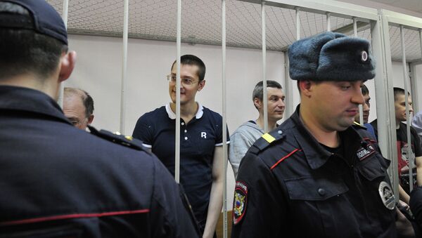 Оглашение приговора по уголовному делу о беспорядках на Болотной площади 6 мая 2012 года. Фото с места события