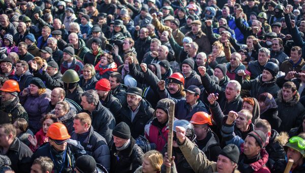 Сторонники радикальной оппозиции в Киеве. Архивное фото
