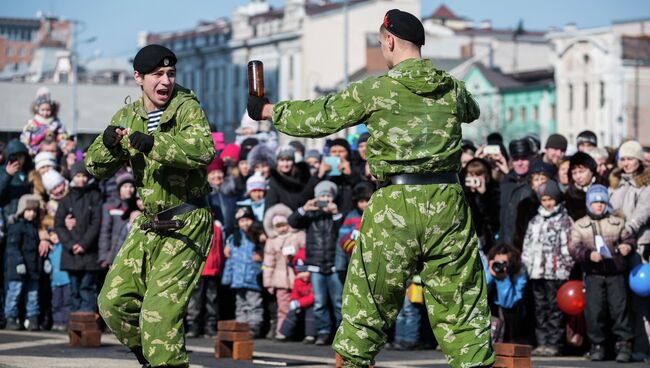 День защитника Отечества во Владивостоке. Архив