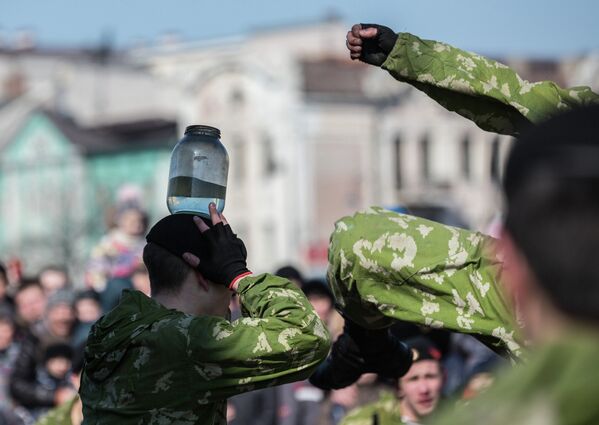 День защитника Отечества во Владивостоке