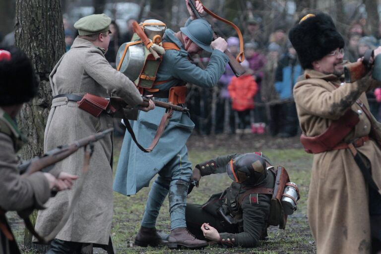 Военно-исторический фестиваль Три эпохи в Петербурге