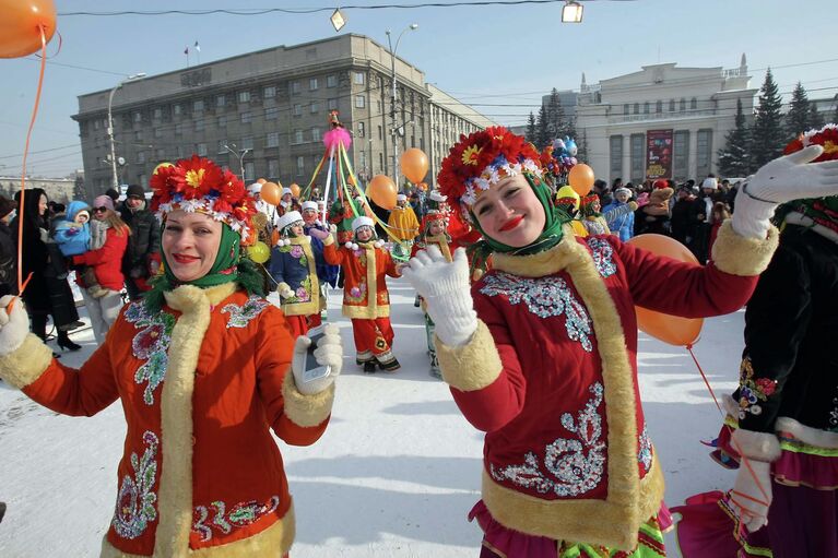 Празднование Масленицы в Новосибирске