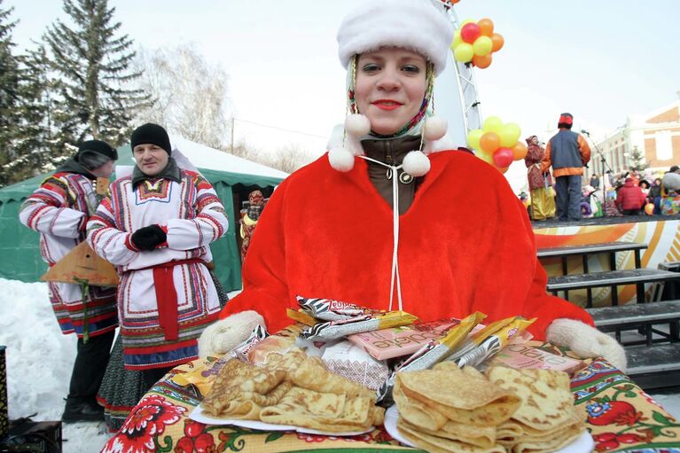 Празднование Масленицы в Новосибирске