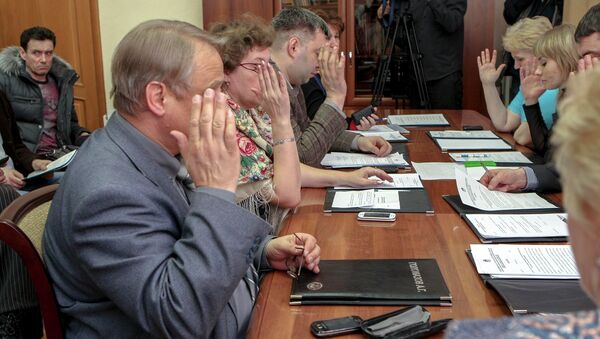 Заседание комиссии горизбиркома Новосибирска, архивное фото