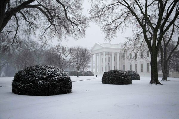 Американский Белый дом во время снежной бури