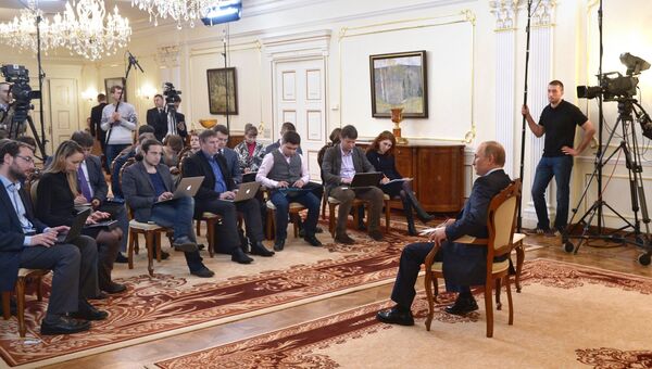 Владимир Путин встретился с журналистами в резиденции Ново-Огарево