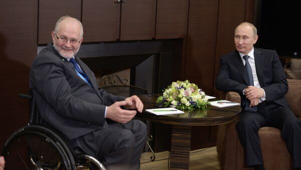 Владимир Путин провел рабочую встречу с президентом Международного паралимпийского комитета Филипом Крейвеном