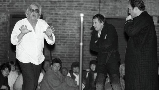 Репетиция пьесы Борис Годунов в Театре на Таганке Репетиция пьесы Борис Годунов в Театре на Таганке