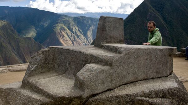 Древний накопитель солнечной энергии - камень интиуатана в Мачу-Пикчу