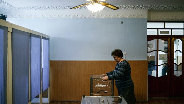 Подготовка к референдуму в Крыму. Архивное фото