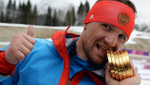 Роман Петушков (Россия), завоевавший шесть золотых медалей на XI Паралимпийских зимних играх в Сочи