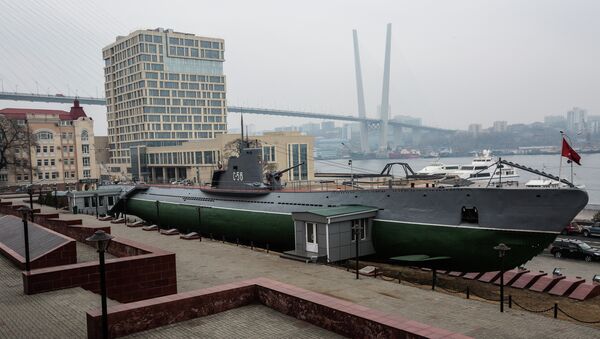 Мемориальная подводная лодка С-56 во Владивостоке. Архивное фото
