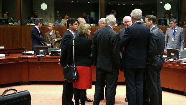Министры иностранных дел Европейского союза перед началом встречи в Брюсселе. 17 марта 2014