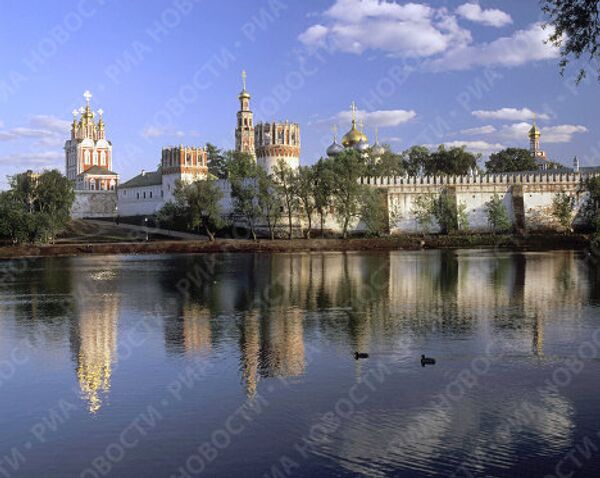 Новодевичий монастырь - редчайший архитектурный ансамбль Москвы