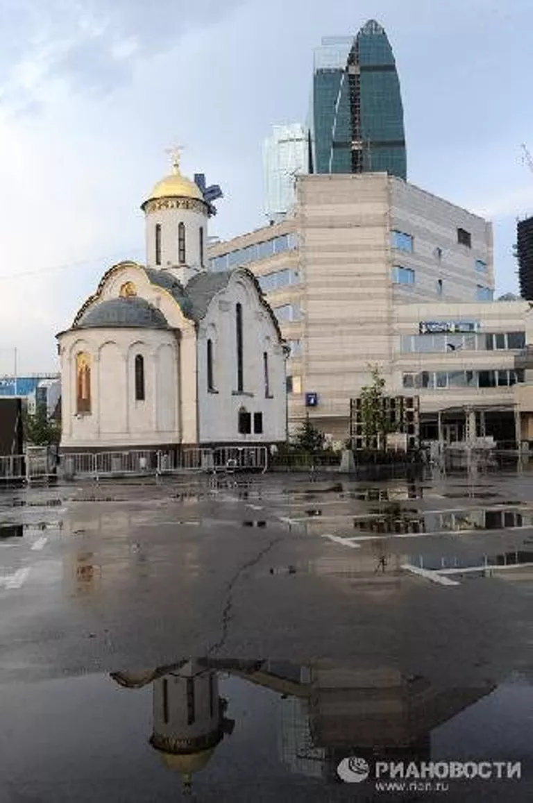 Храм среди высоток Москва-Сити Храм среди высоток Москва-Сити