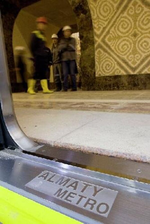 Первые станции и первые пассажиры алмаатинского метро Первые станции и первые пассажиры алмаатинского метро