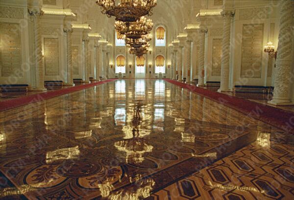 Большой Кремлевский: дворец, где ели, спали, танцевали русские цари
