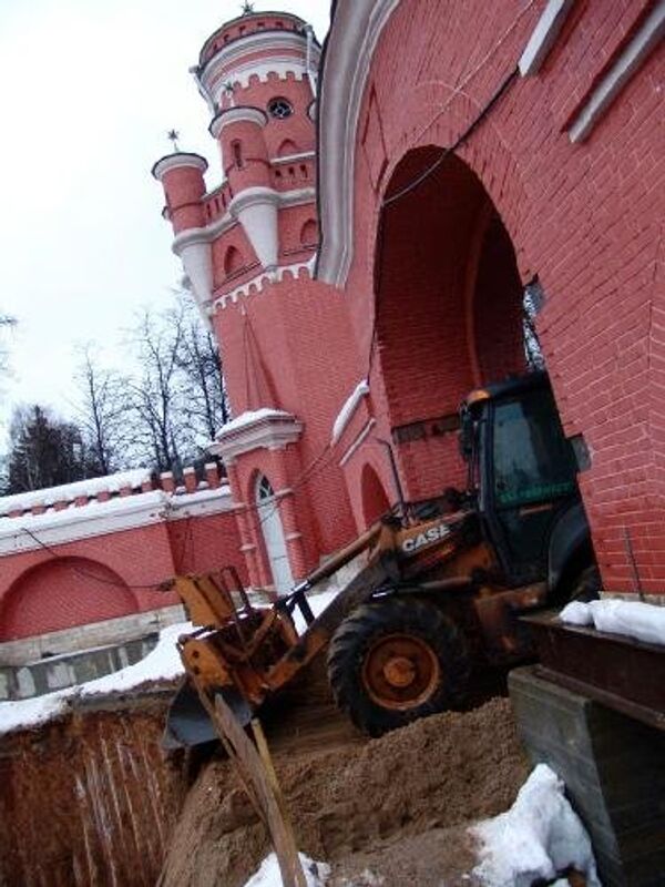 Петровский путевой дворец открылся в Москве после реставрации 