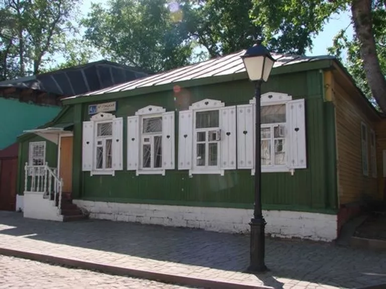 Деревянная жизнь в центре Москвы – миф или реальность? Деревянная жизнь в центре Москвы – миф или реальность?