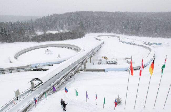 санно-бобслейная трасса в подмосковном Парамоново