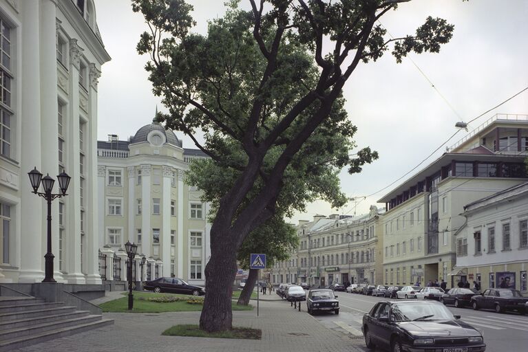 Москва сегодня, улица, Остоженка