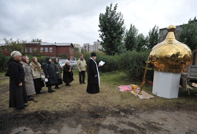 В Екатеринбурге построили храм за сутки