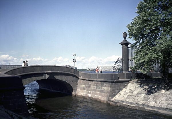 Верхний Лебяжий мост в Ленинграде