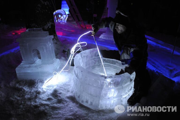 Ледовый городок Moroz City в Сокольниках