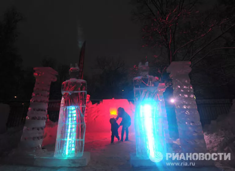 Ледовый городок Moroz City в Сокольниках Ледовый городок Moroz City в Сокольниках