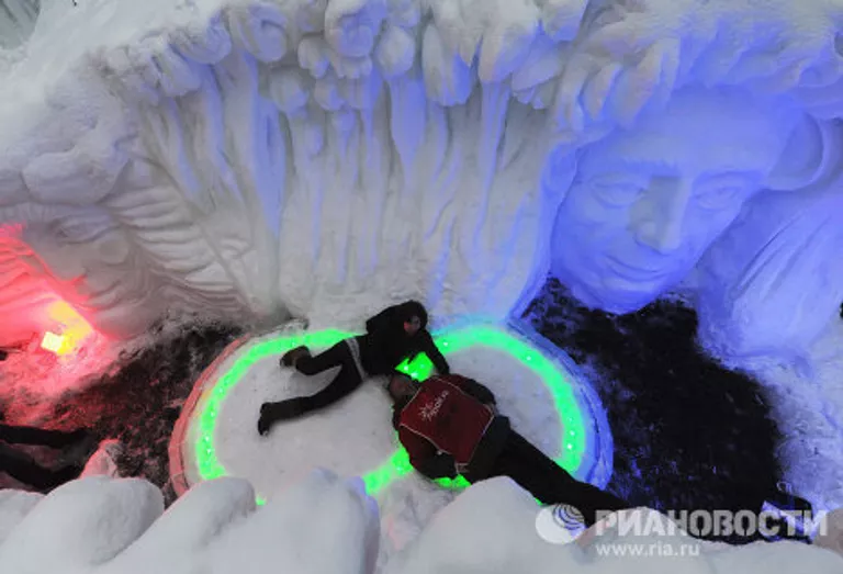 Ледовый городок Moroz City в Сокольниках Ледовый городок Moroz City в Сокольниках