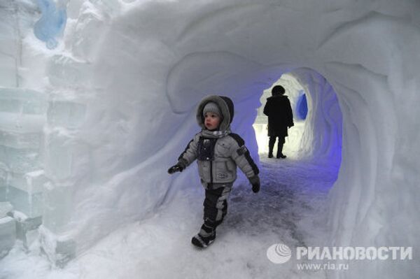 Ледовый городок Moroz City в Сокольниках