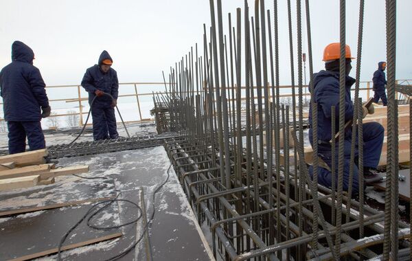 Строительство нового стадиона Зенит на Крестовском острове в Санкт-Петербурге